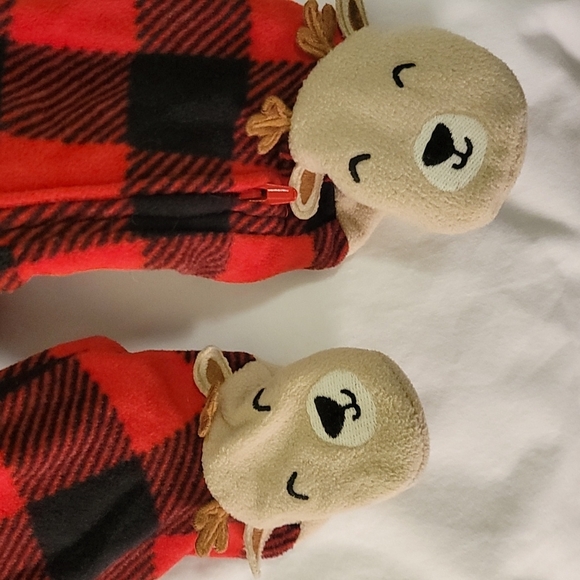 Carters Infant Pajamas in a Buffalo Plaid - Picture 5 of 6